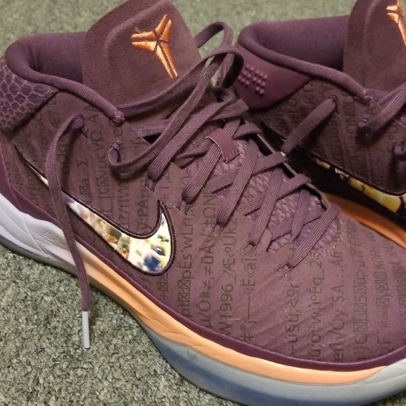 nike kobe ad devin booker